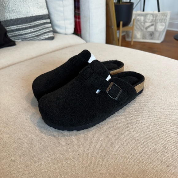 Cushionaire Shoes - Cushionaire Hana Cork Footbed Clog Wools, Black, Sz 8.5, NWB